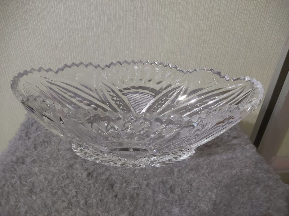 Хрустальная вазочка-лодочка