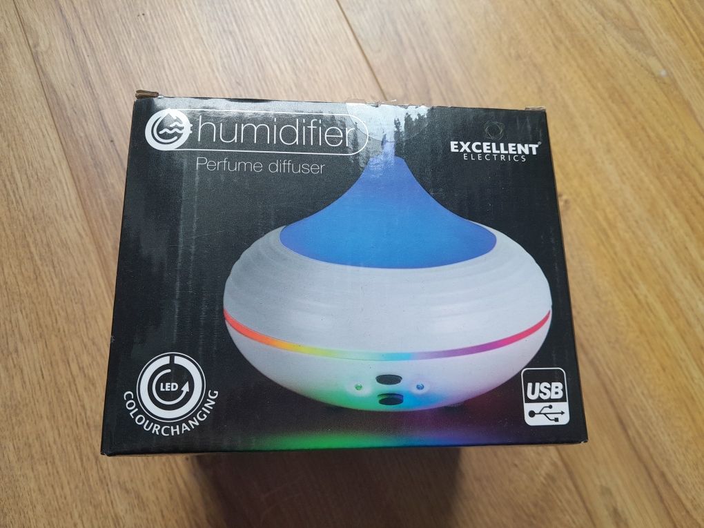 Nawilżacz powietrza dyfuzor perfum Led usb