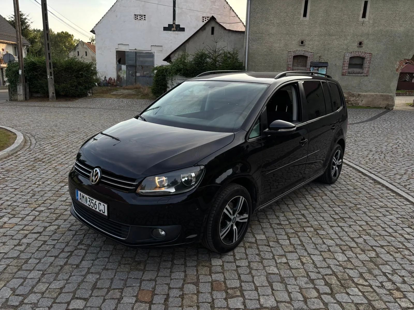 Volkswagen Touran Super stan,oryginał ,kilometry gwarantowane i udokumentowane