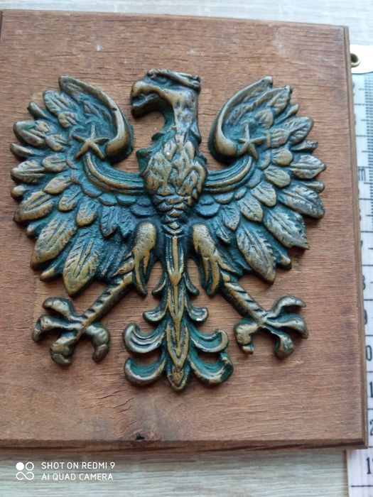 Zamienię orzeł z mosiądzu bez korony
