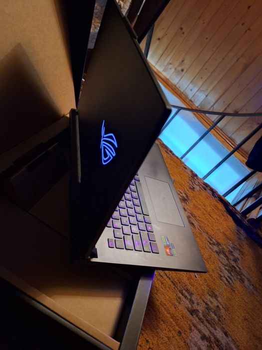 Laptop Rog strix g17