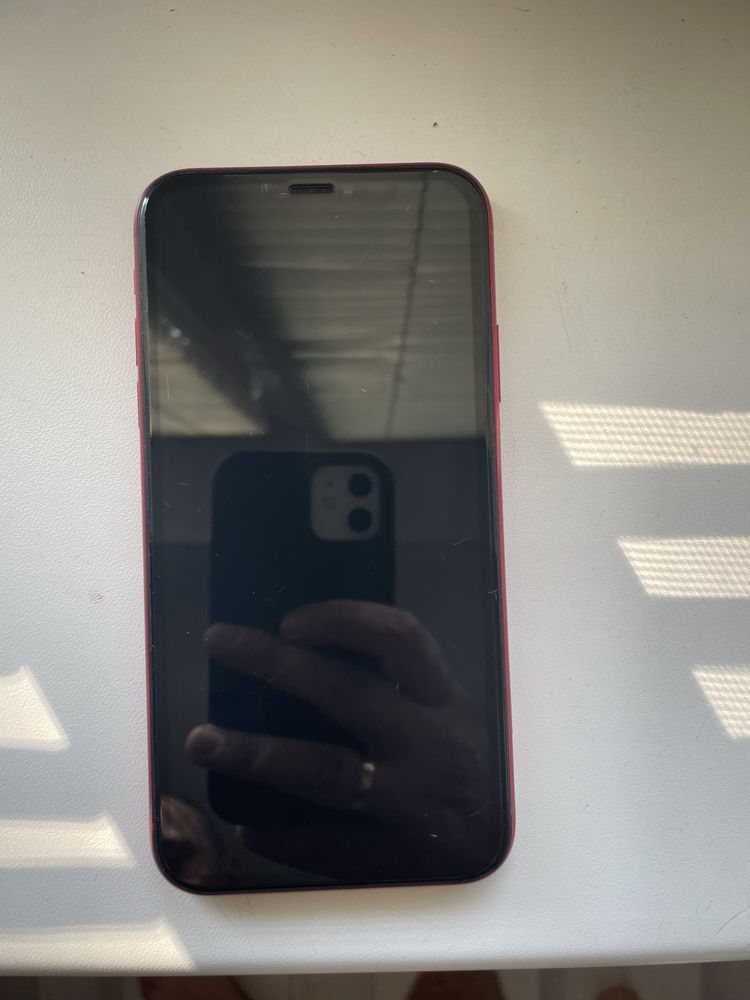 iPhone XR 64gb red