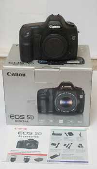 Canon EOS 5D 12.8 MP Body ( Mark I )