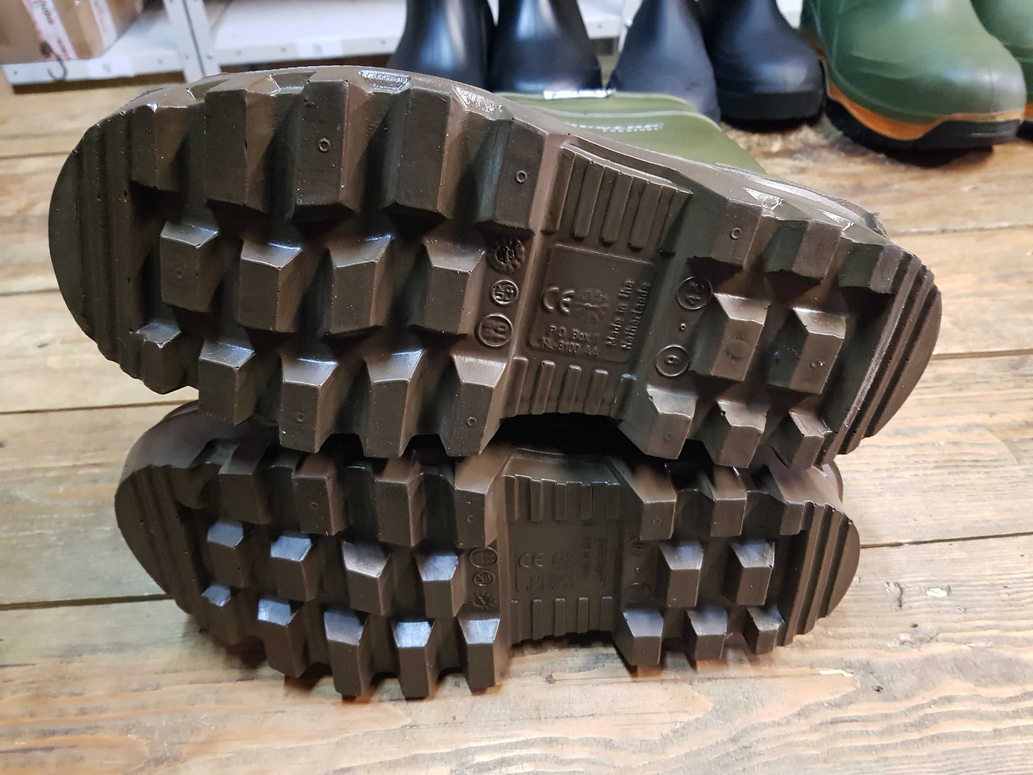 Kalosze robocze DUNLOP rozm 43 wkł 28,5 cm S3