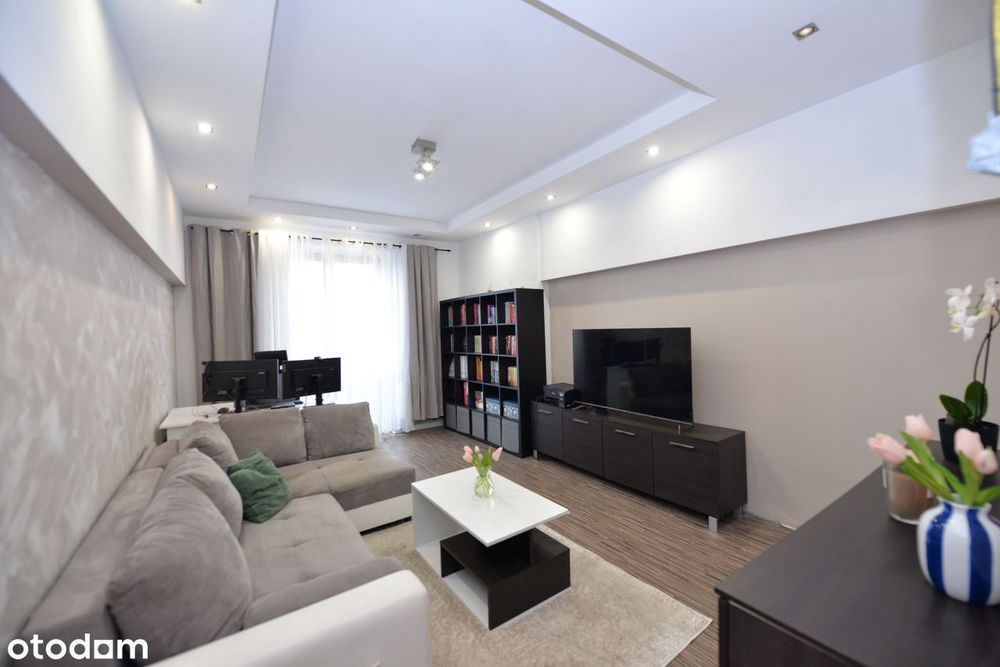 2 pokoje | balkon | spiżarnia | II piętro | cegła | 10 min do centrum