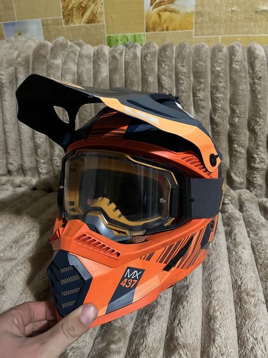 Продам мото шолом ес2