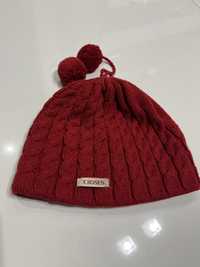 Zimowa czerwona czapka