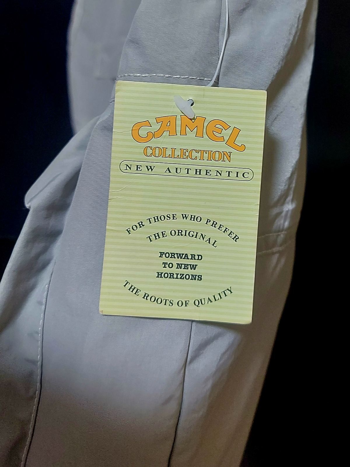 Жилет Camel Active у сірому кольорі.