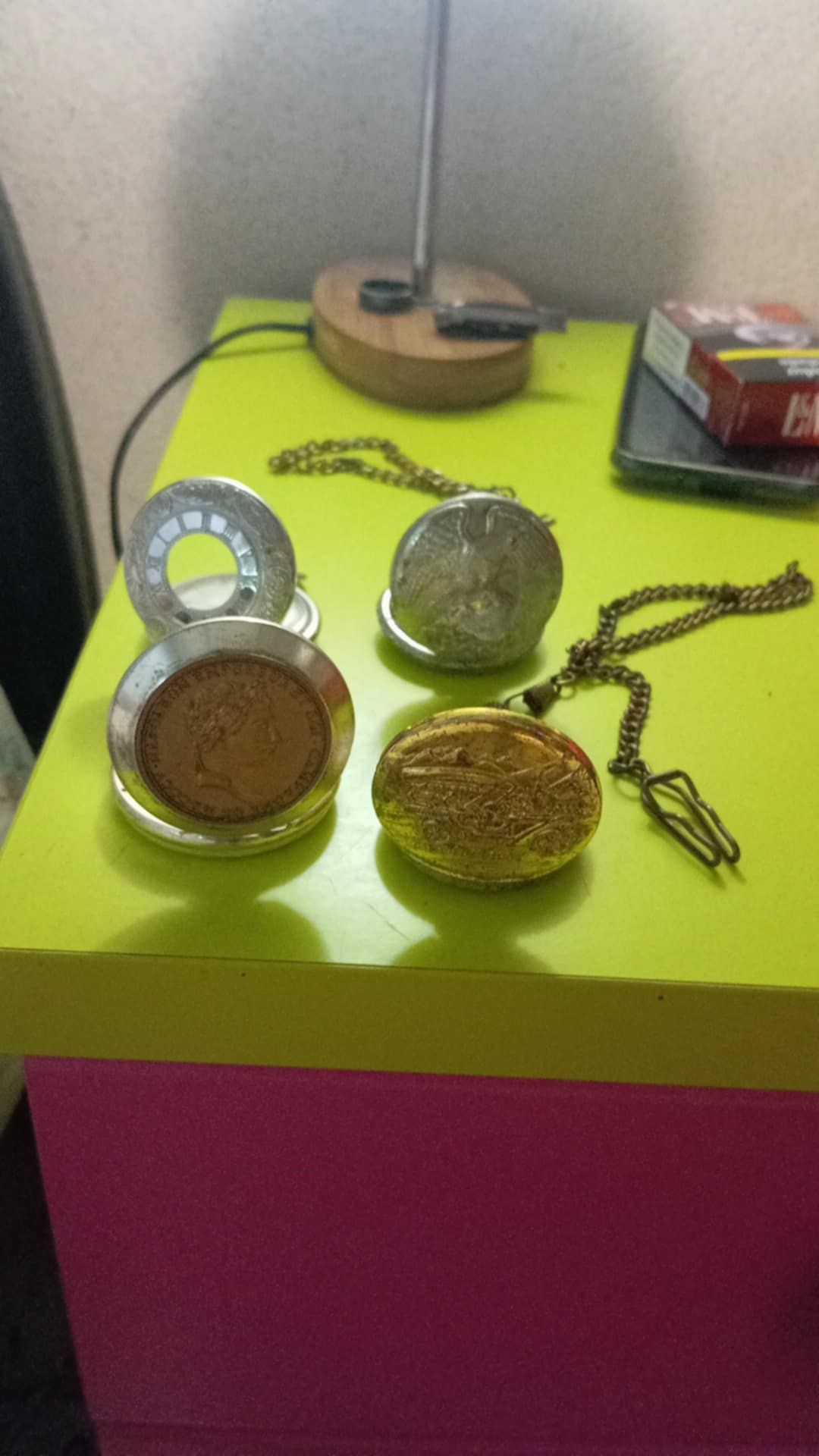 Vendo relógios de bolso