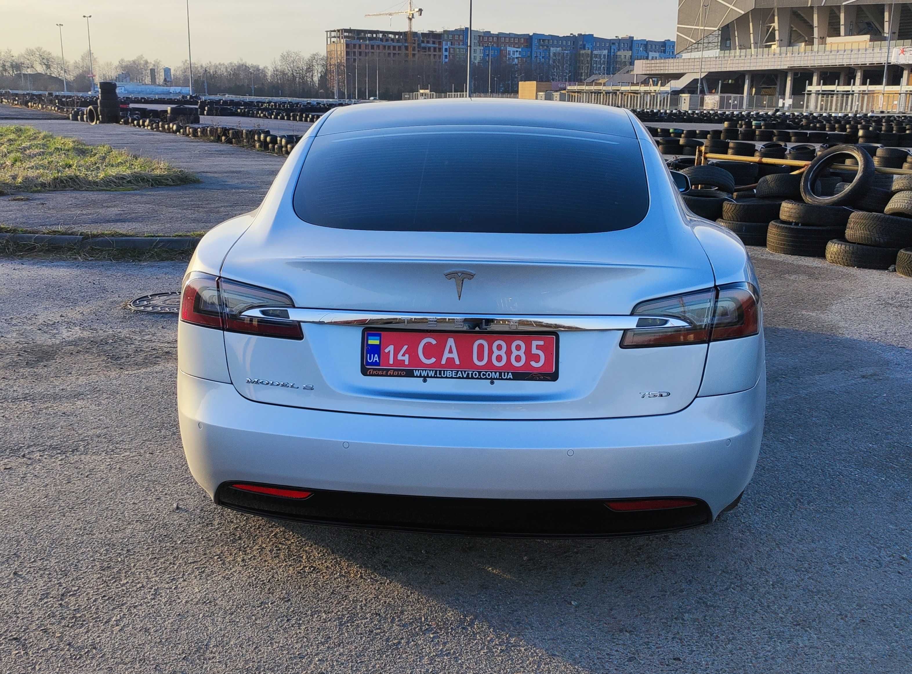 Tesla Model S 75D 2018