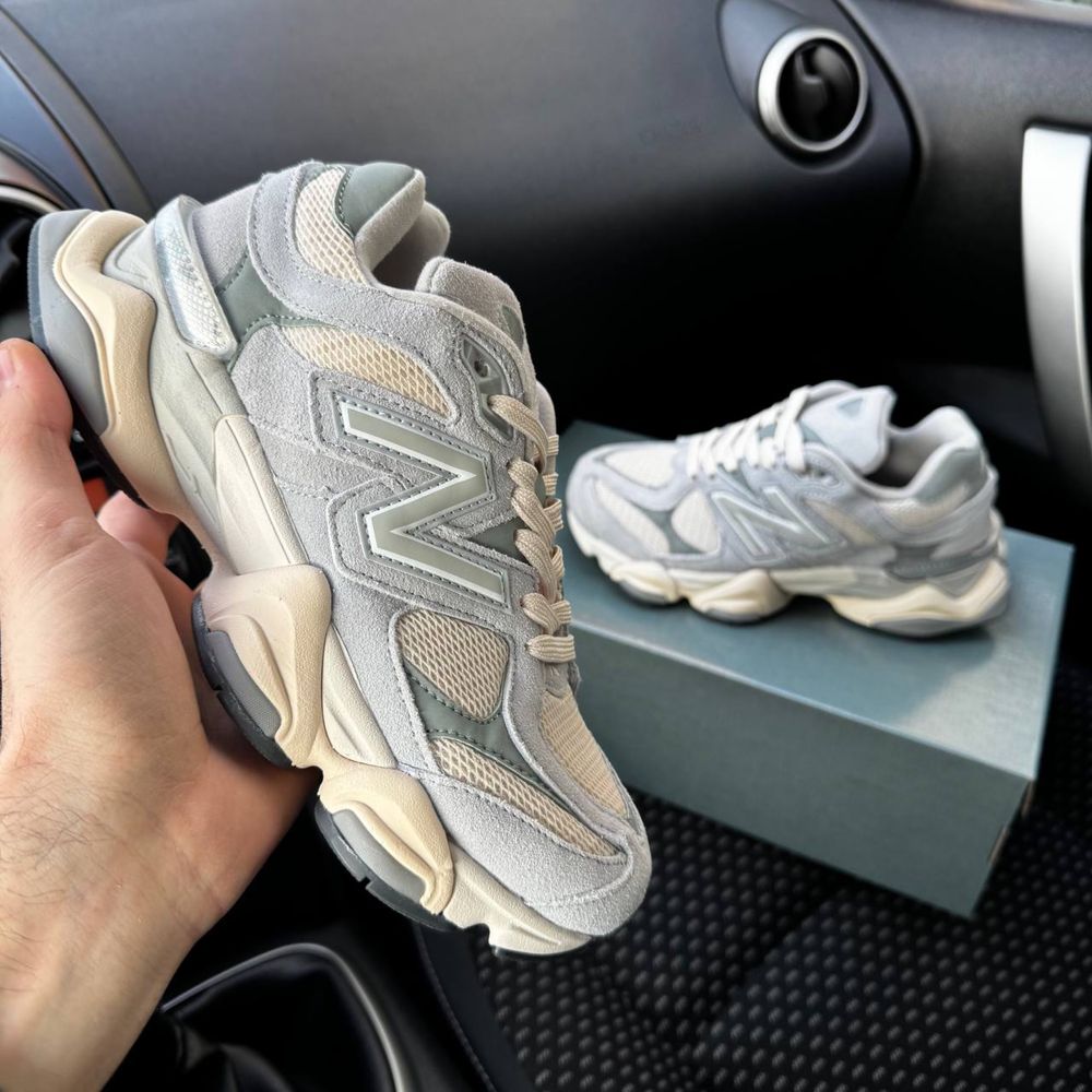 Жіночі кросівки нюбеланс блакитні замшеві New balance 9060 blue white