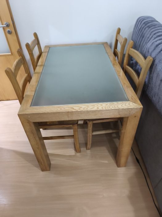 Mesa madeira com vidro e 4 cadeiras