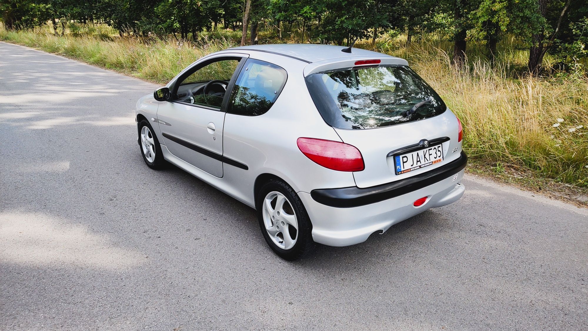 Peugeot 206 2.0 HDi na dojazdy do pracy ekonomiczny