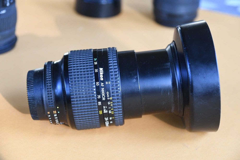 Nikon AF Nikkor 24-120 mm 1:3.5-5.6D