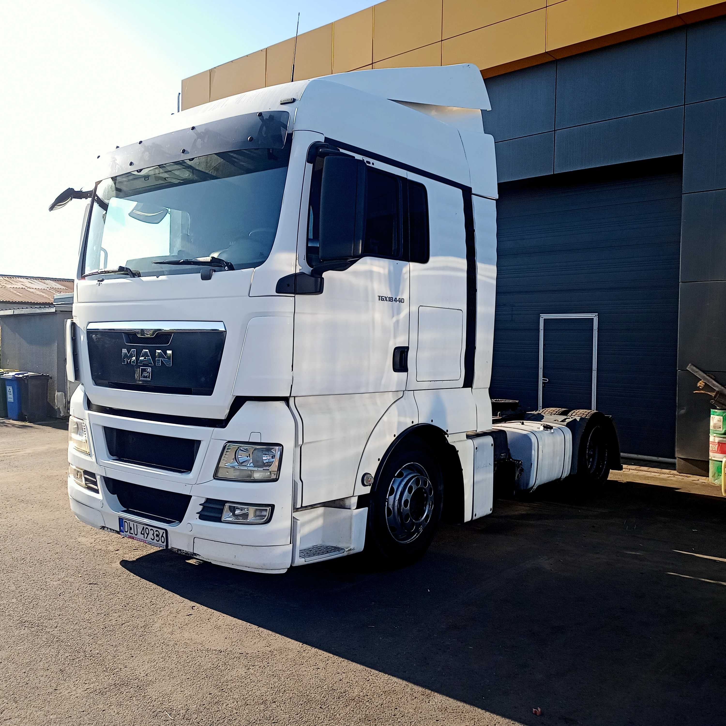 MAN TGX 18.440 low deck