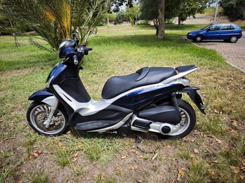 Piaggio Beverly 300ie Carta A2