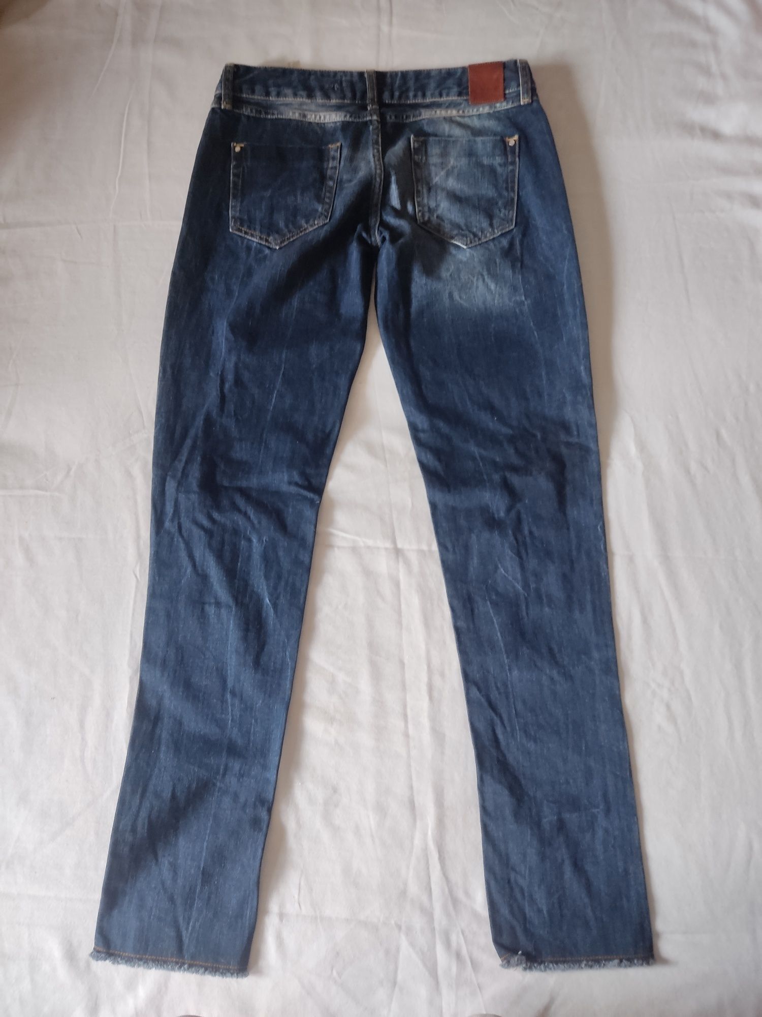 Nowe spodnie jeansowe Zara M