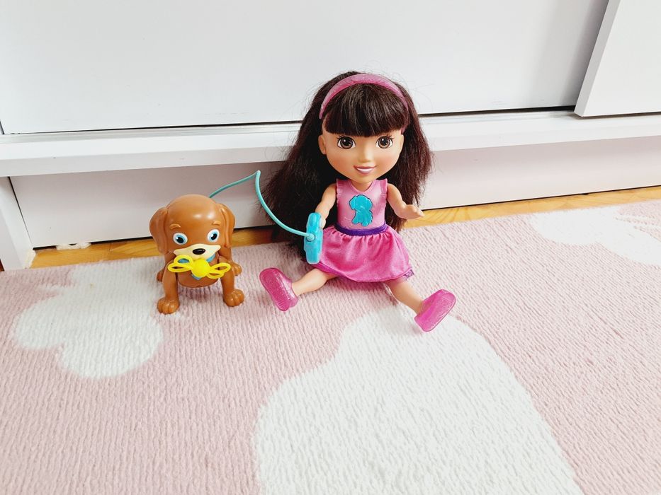 Lalka Dora 30cm z interaktywnym pieskiem mówi śpiewa Dora świat pozna
