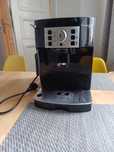 Ekspres ciśnieniowy Delonghi magnifica s