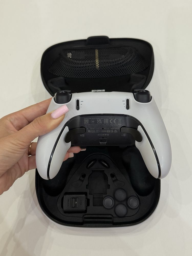 Бездротовий геймпад DualSense для PS5 Edge White