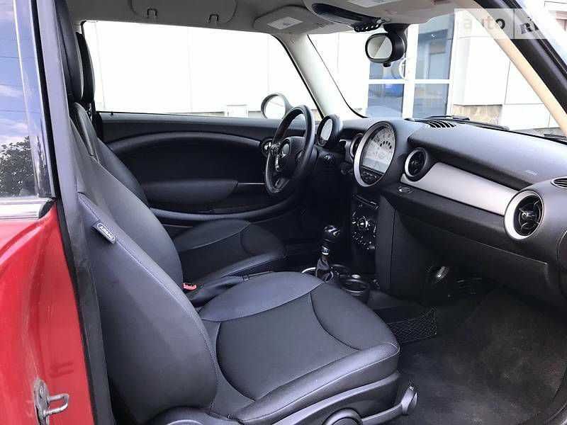 Продам Mini Cooper r56 2013г. Торг.