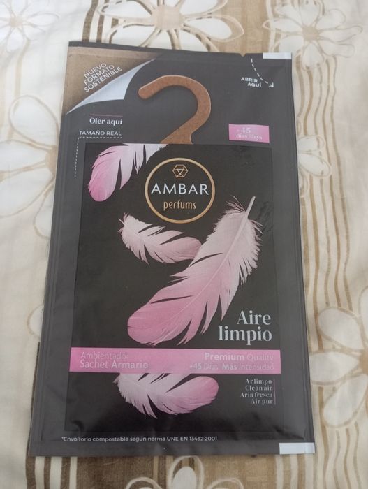 Zawieszka zapachowa do szafy Ambar