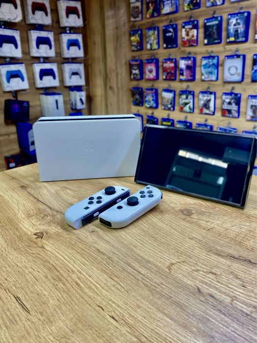 Nintendo switch Oled —PlayStore—