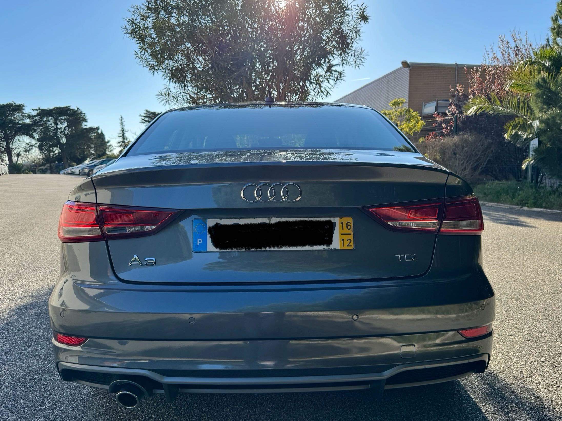 Audi A3 S-line Limousine 1.6TDI 110cv 38mil km