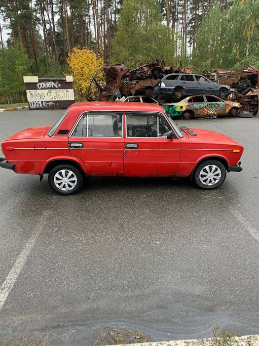 Прадам ваз 2106 на полном ходу