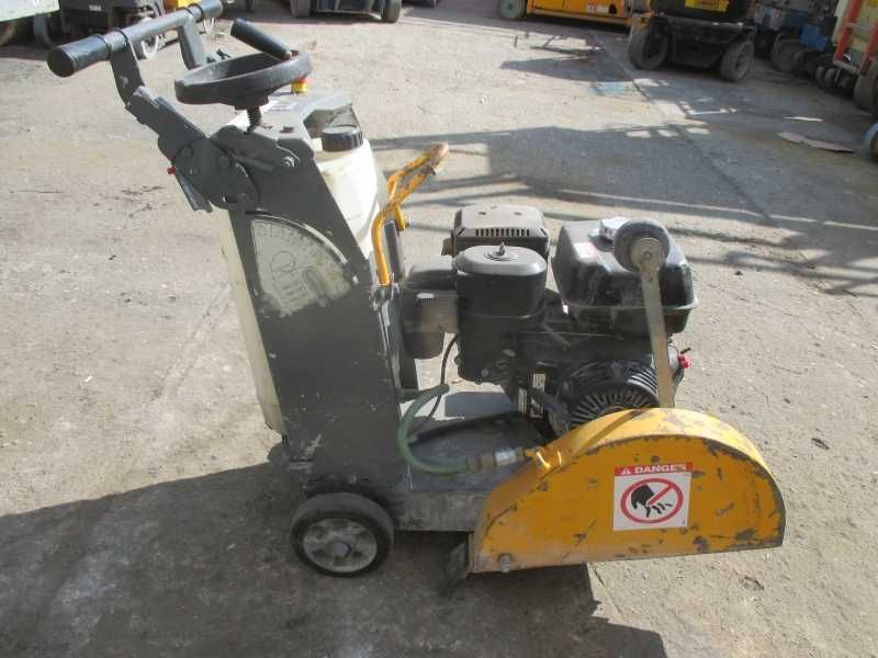Przecinarka jezdna spalinowa do betonu kamienia Husqvarna FS400LV