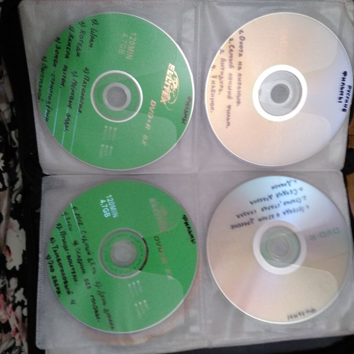 DVD плеер с караоке Samsung+микрофон+70+ диска