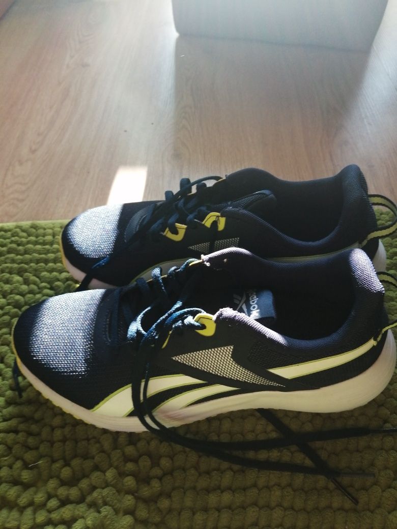 Vendo ténis reebok