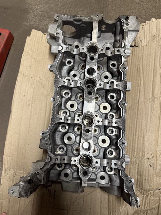 Głowica renault master movano 2.3 21r