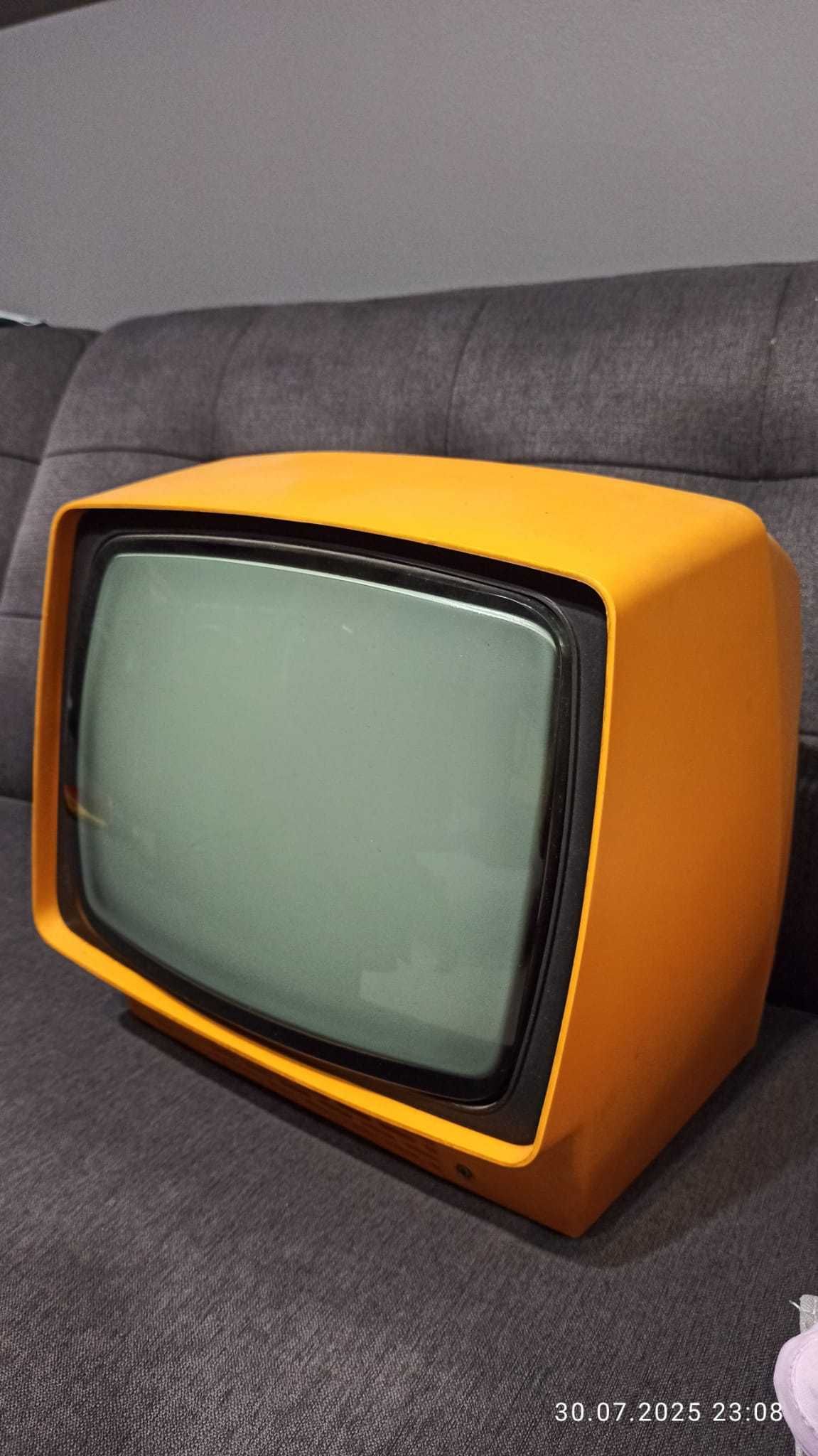 Telewizor retro UNITRA NEPTUN 150-II-80 oryginał kolekcjonerski (PRL)