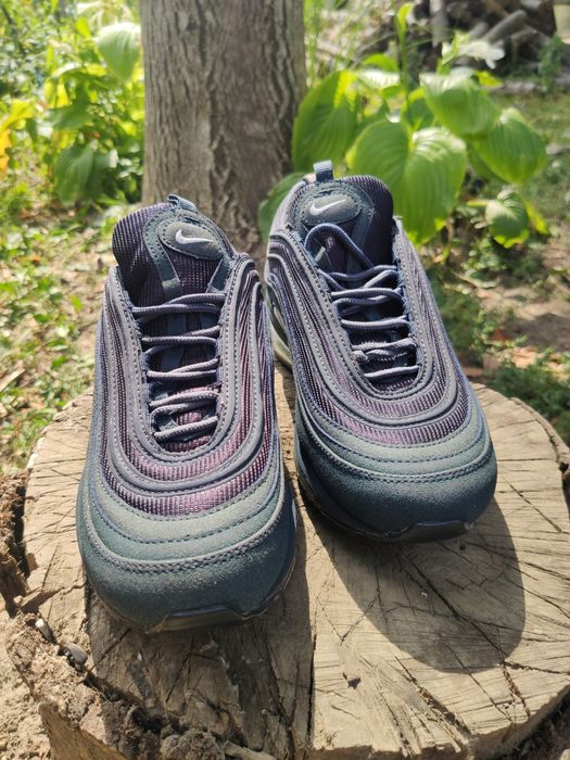 Кросівки Naik Air Max.