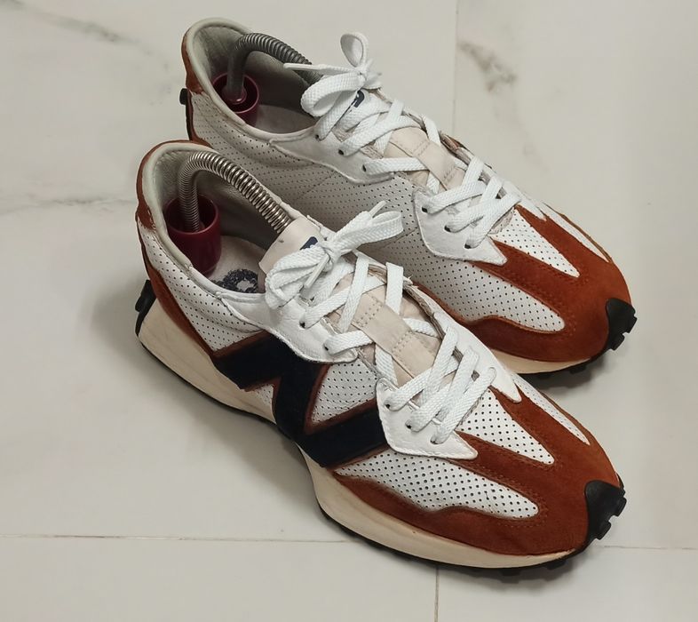 Кросівки new balance 327 в ідеальному стані
