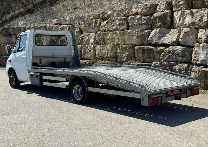 Mercedes Sprinter 160CV + REBOQUE - 90.000 KM - Pronto Socorro ligeiro