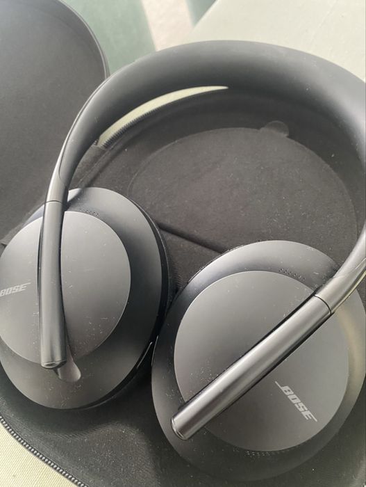 Bose noise cancelling