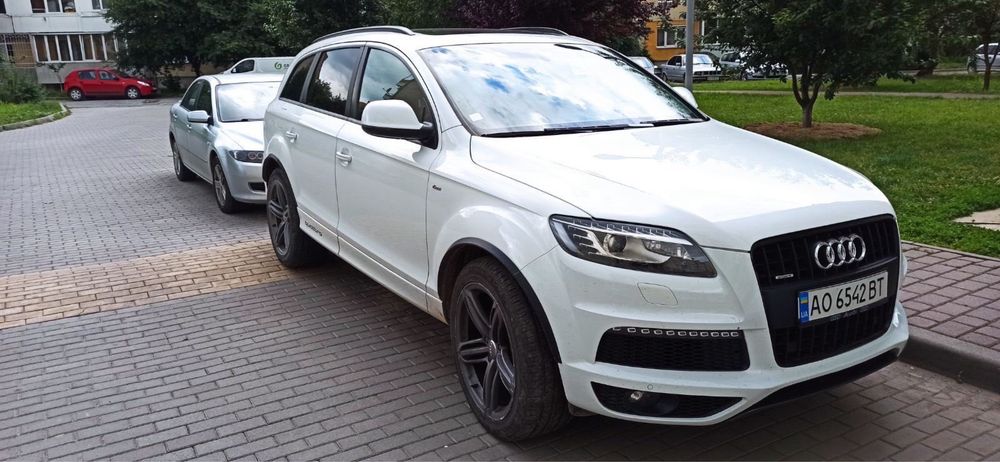 Audi Q7 2013 S_line
