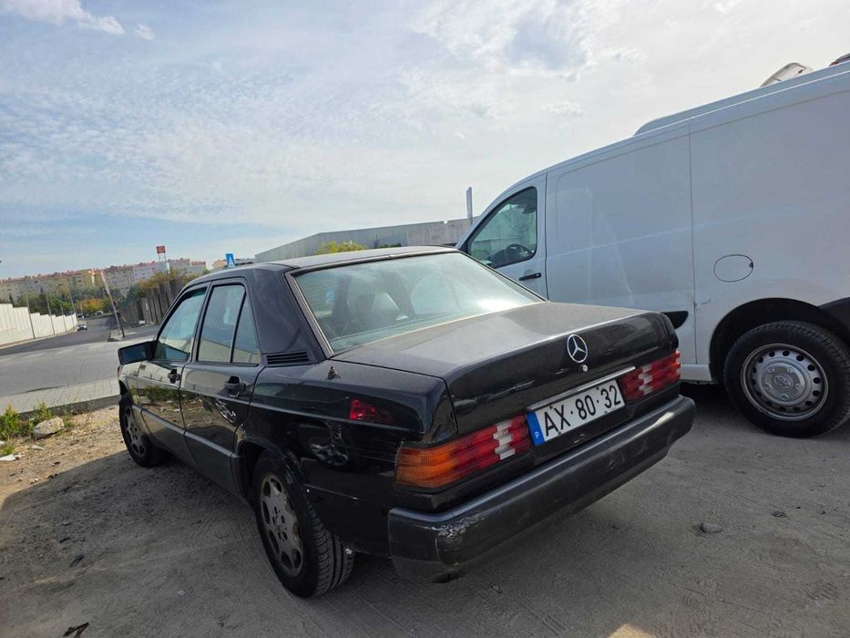 Mercedes Benz 190 D – Ícone da Engenharia Alemã, Pronto para Rodar