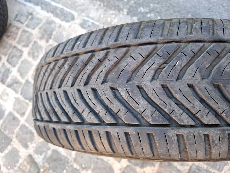 Jantes originais Nissan 16" + pneus Tigar All Season 195/55/16 (4x100)