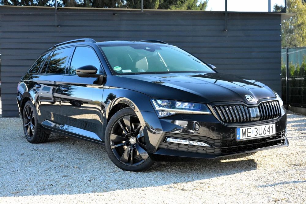 Skoda Superb 2.0TSI 280KM 4x4 Sportline HAK DCC Canton Salon PL Serwis ASO FV23%!
