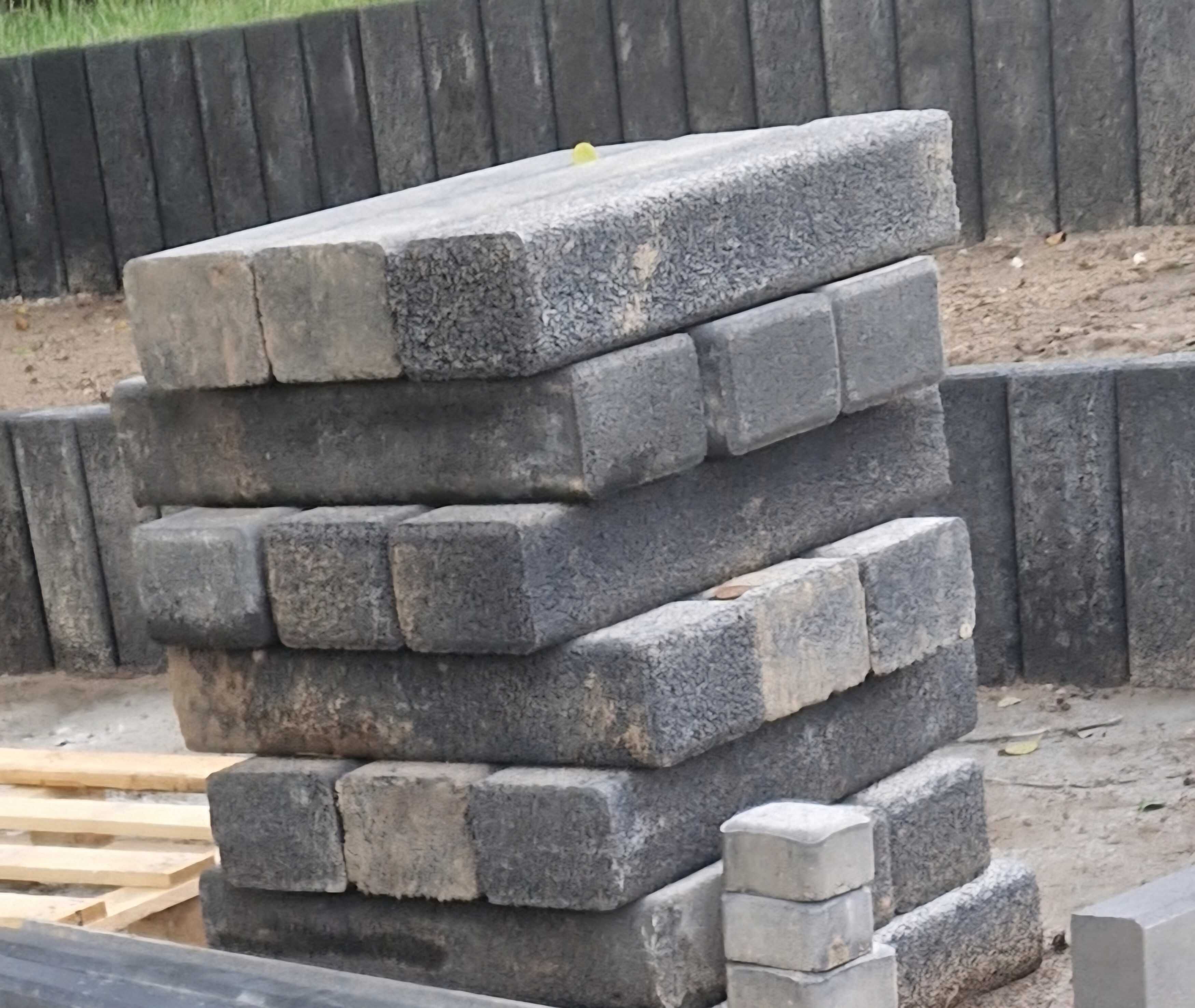 Palisada betonowa Grafitowa 60 x 16,5 x 11