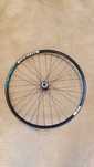 Koło przednie 27.5 piasta Shimano SLX 15x100mm + obręcze Syncros