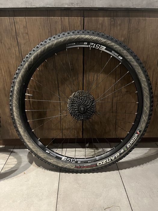 Koła DT Swiss E512 29” Vittoria e-Barzo tarcze Shimano
