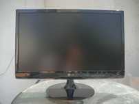 UŻYWANY Monitor LG M2280D PZ z tunerem telewizyjnym + zasilacz + pilot