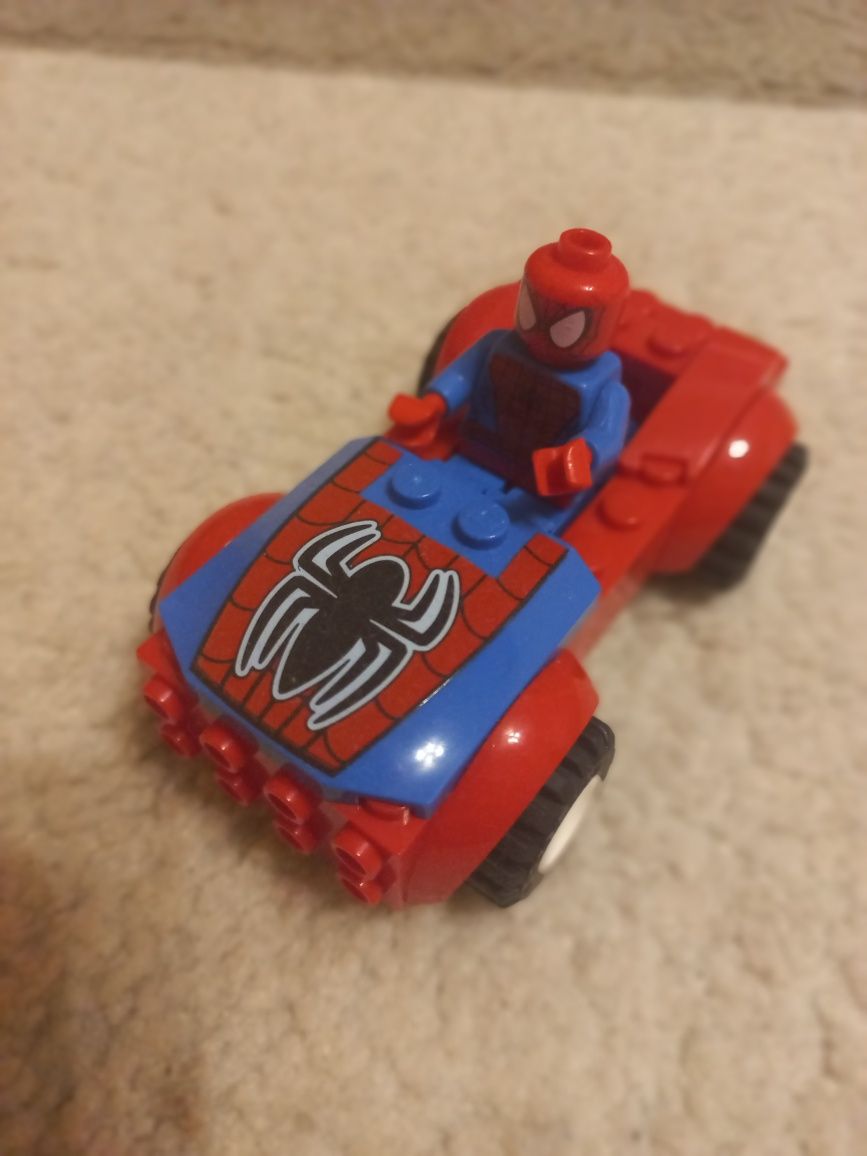 Carrinho Lego Homem aranha + Boneco