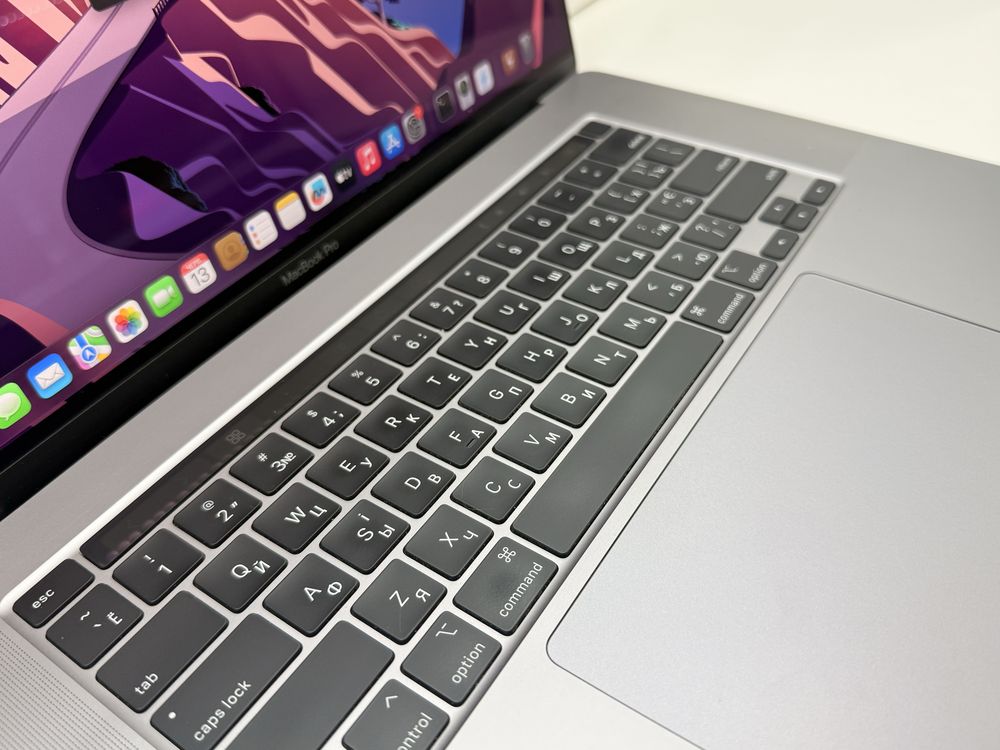 Apple Macbook Pro A2141 16 Mid 2019 (2021) i7-9750H/16GB /512GB /5300M