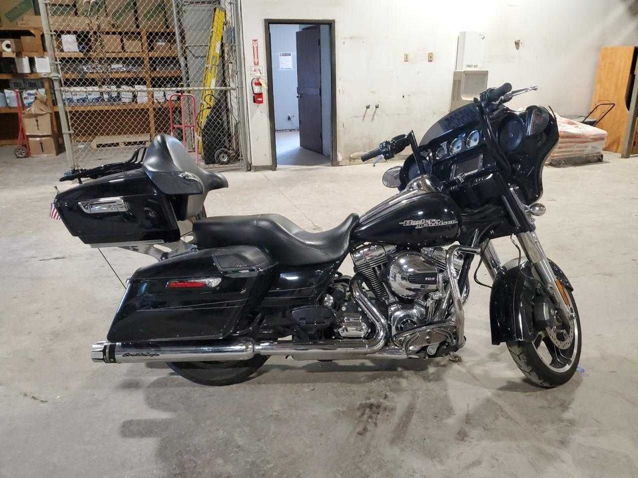 2014 Harley-Davidson FLHXS Street Glide Special
