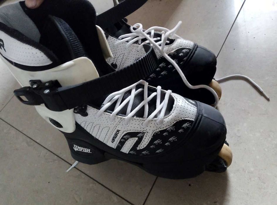 Роликові ковзани